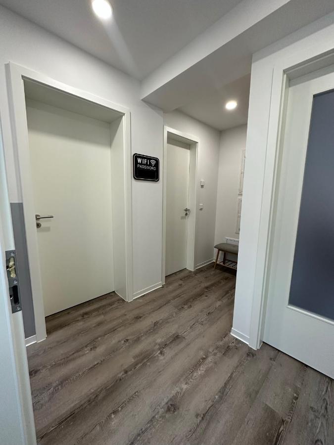 Ht Appartement Nr 4 Greppin Exterior photo